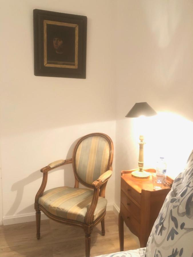 Le Chateau De Bressey & Son Orangerie Buitenkant foto